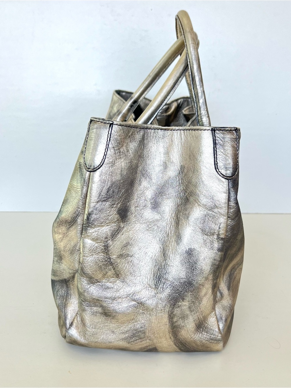 Maurizio Taiuti Metallic Swirl Leather Tote - Silver & Gold Tones - Picture 5 of 14